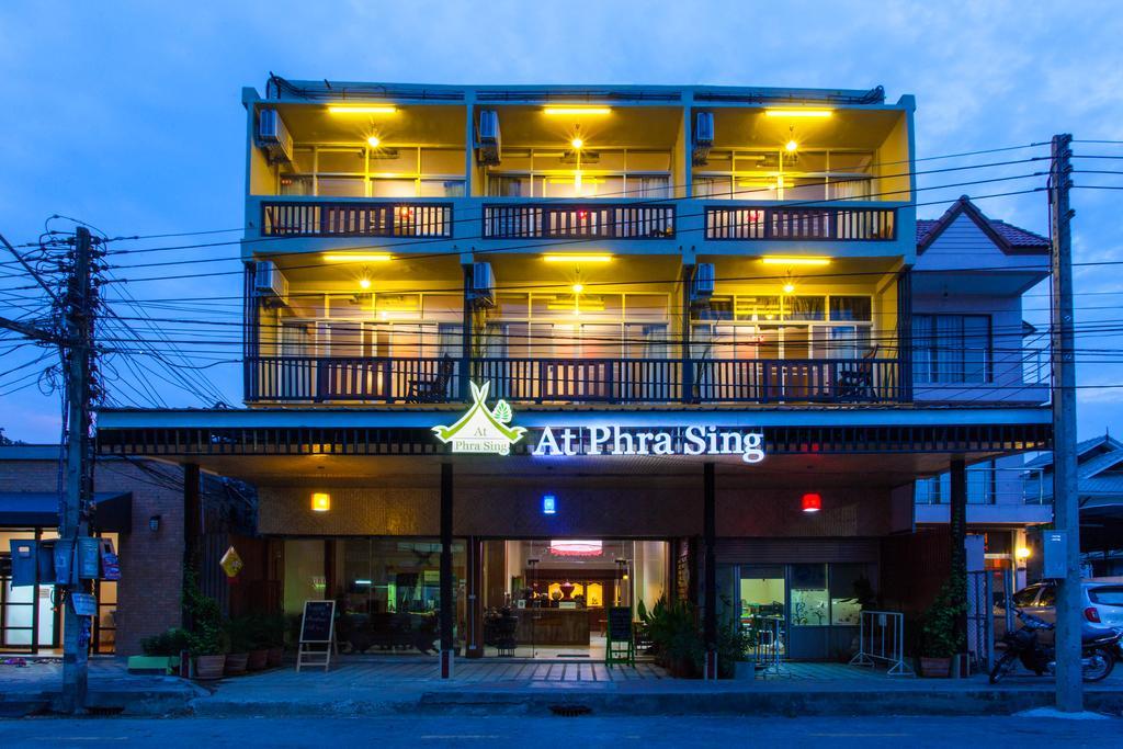 At Phra Sing Hotel Csiangmaj Kültér fotó